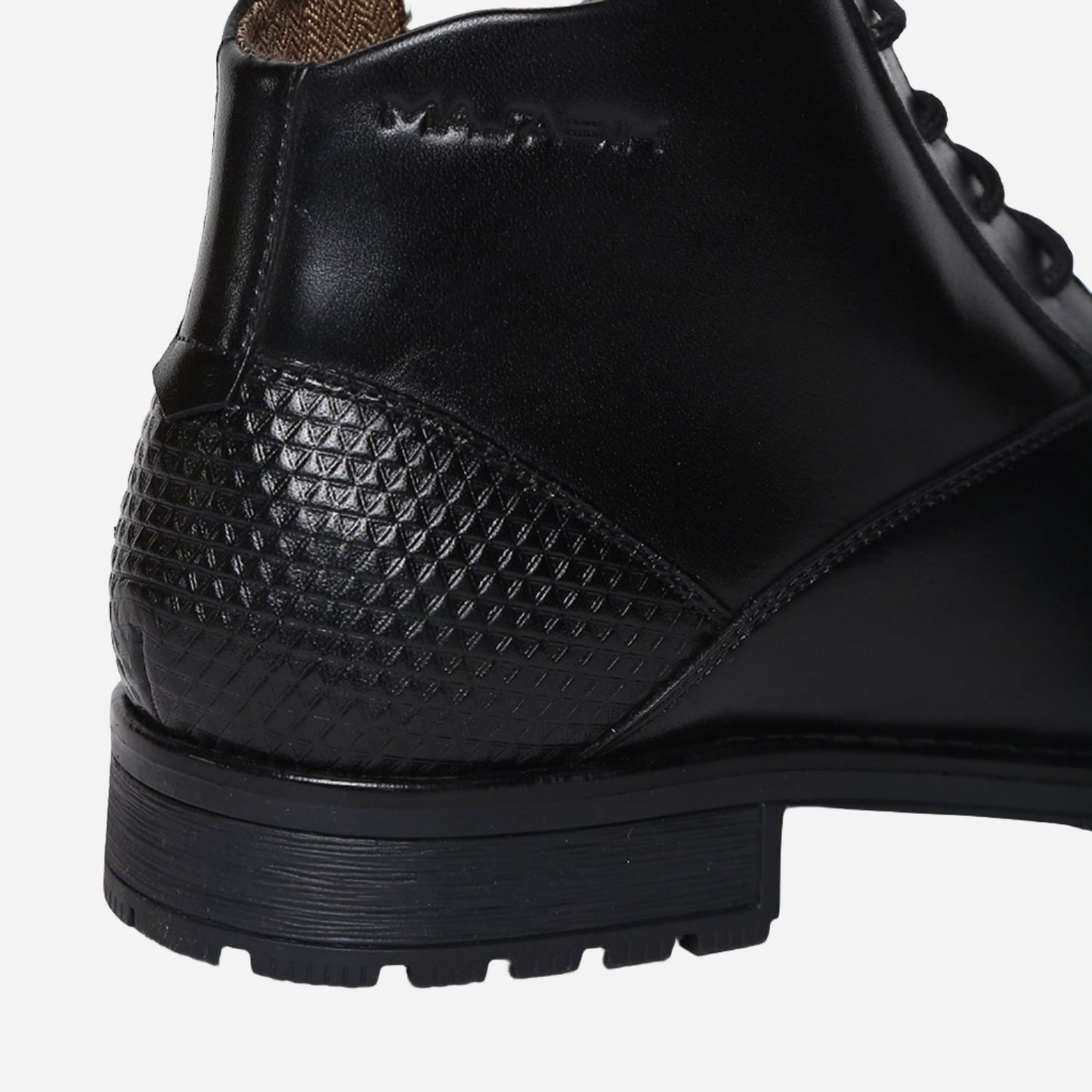 Ankle Length Genuine Leather Black Chukka Laceup Boots For Men